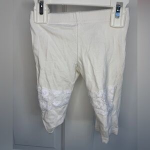 Okie Dokie 2T Girls White Leggings Capri Pants